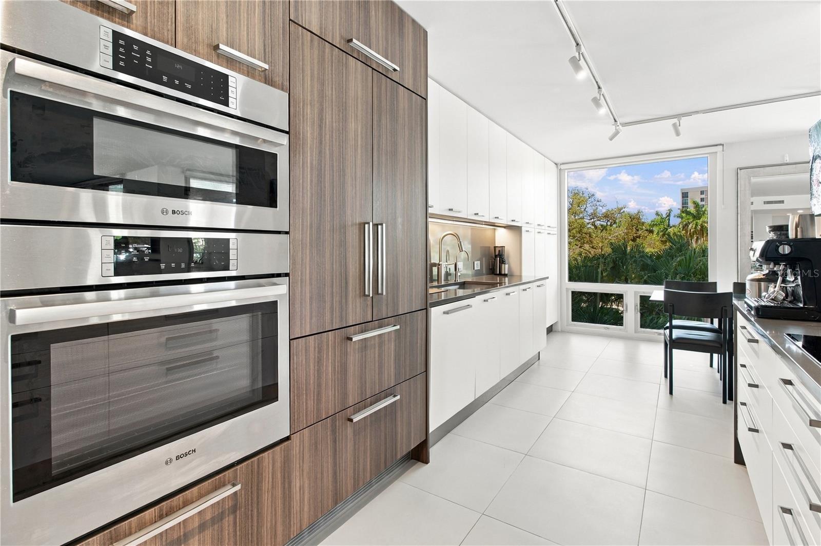 1111 N GULFSTREAM AVE #3D — photo 13