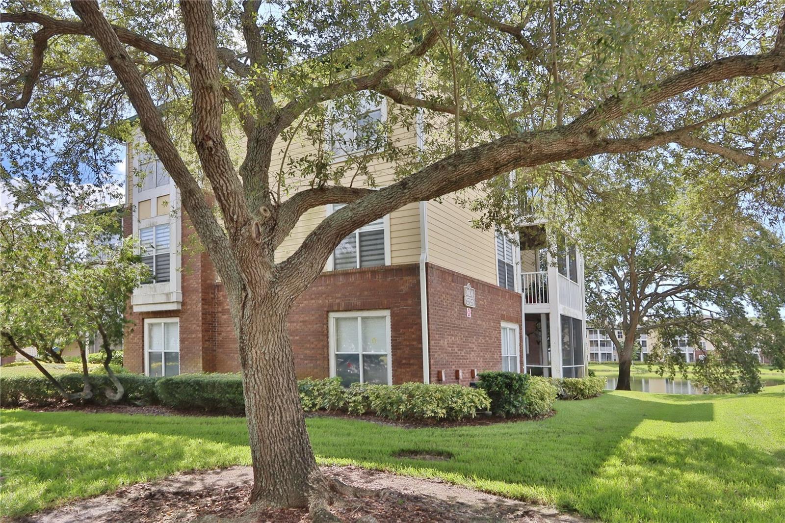 10110 WINSFORD OAK BLVD #618 — photo 2