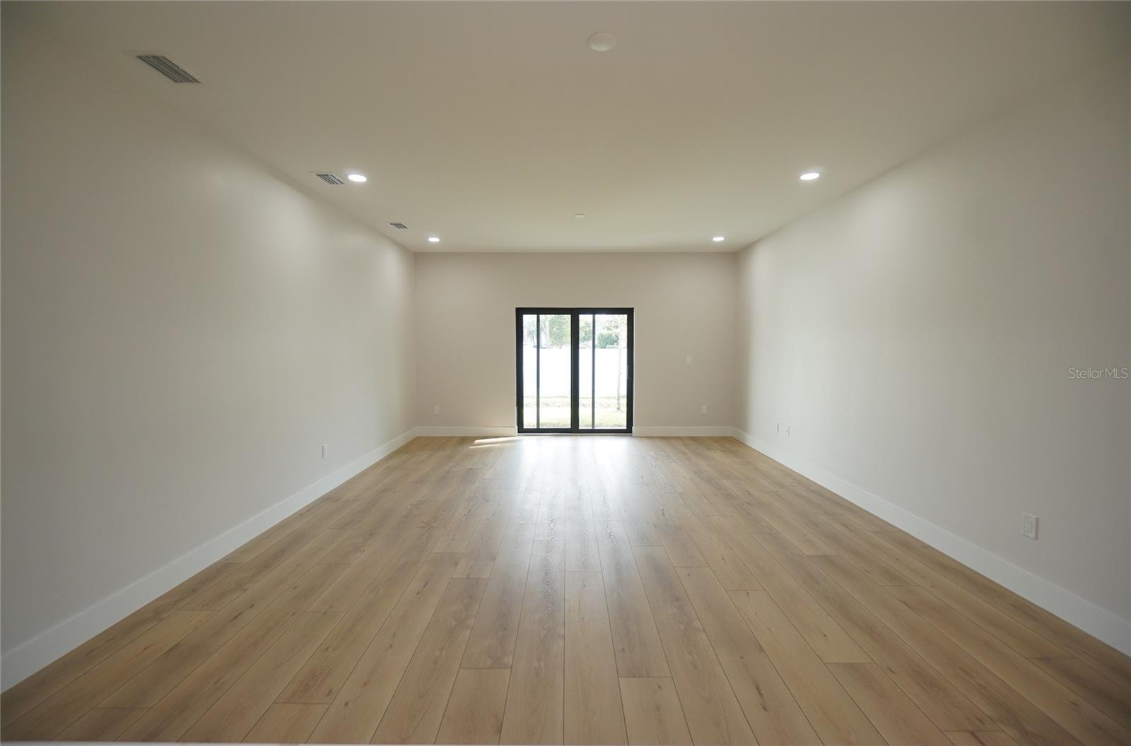 4308 W GRAY ST #4 — photo 29