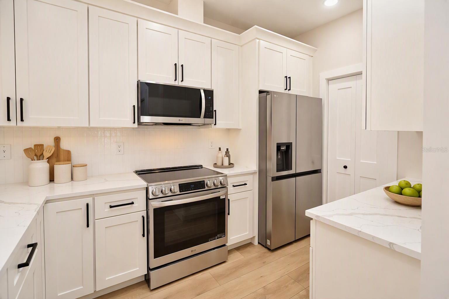 4308 W GRAY ST #4 — photo 9