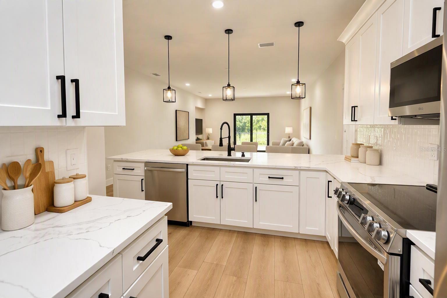 4308 W GRAY ST #4 — photo 11