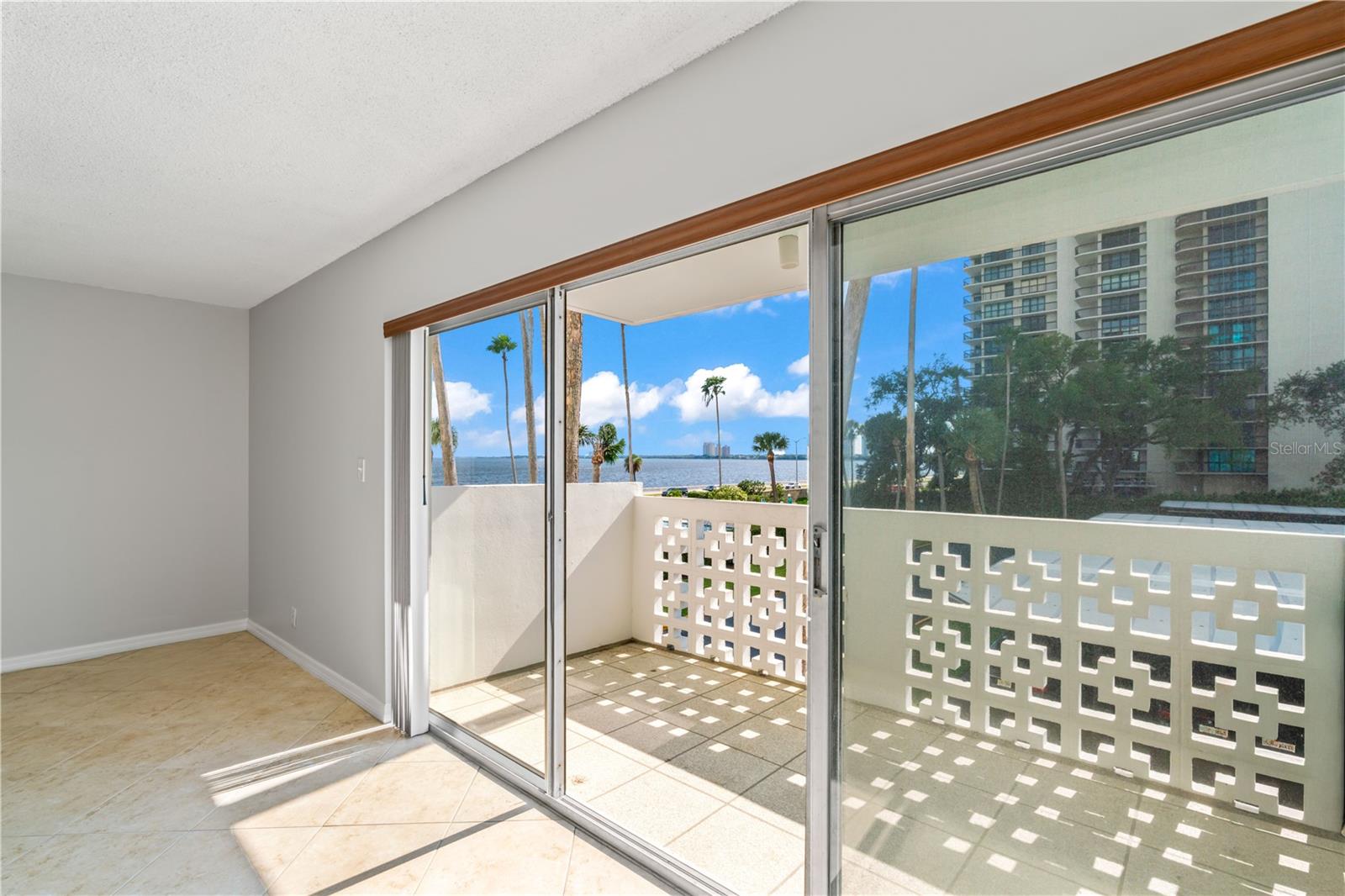 2401 BAYSHORE BLVD #212 — photo 19