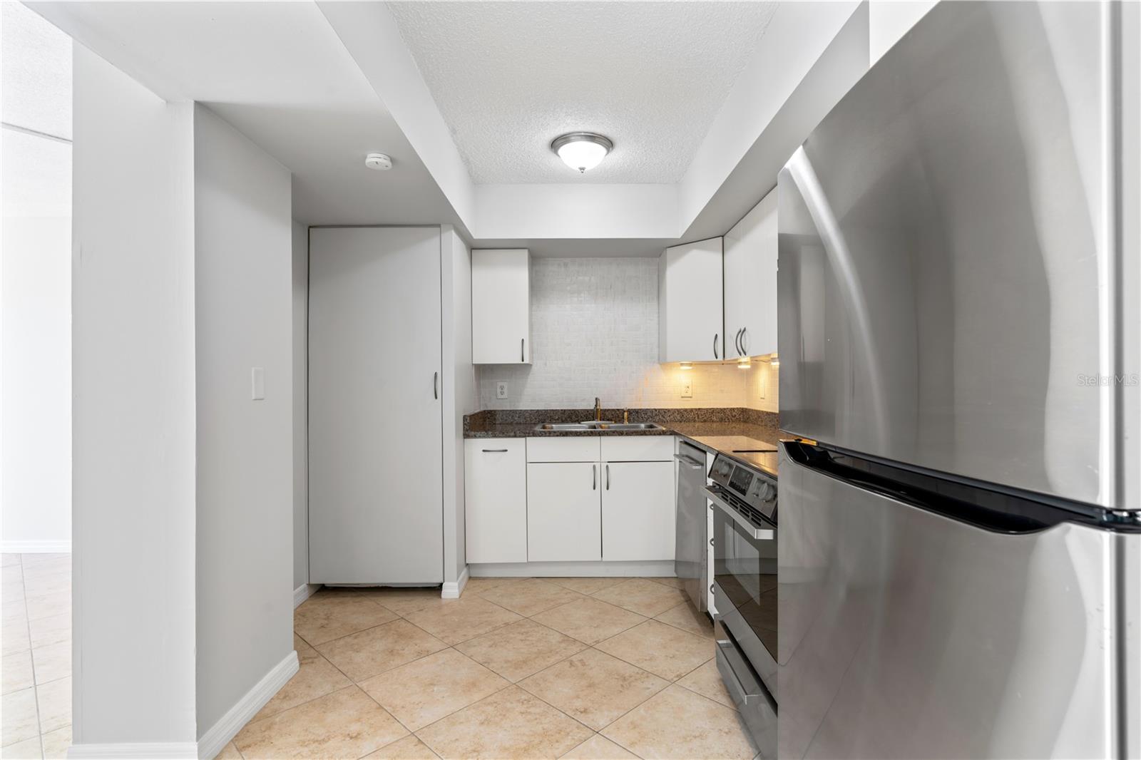 2401 BAYSHORE BLVD #212 — photo 13