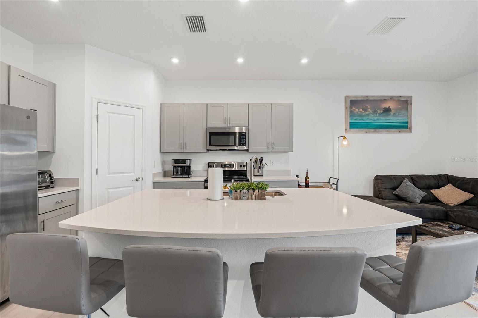 5725 HAVEN TER — photo 8