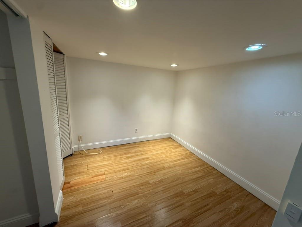 8606 N SEMMES ST #B — photo 14