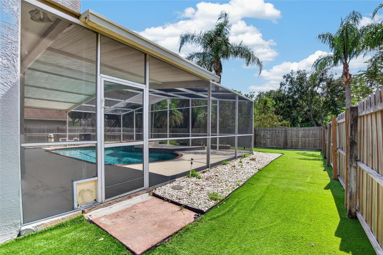 9110 ROCKROSE DR — photo 53