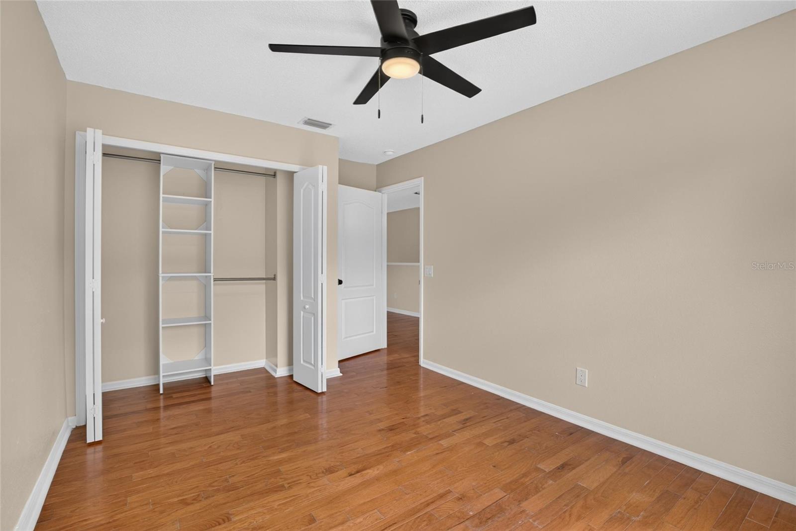 9110 ROCKROSE DR — photo 38