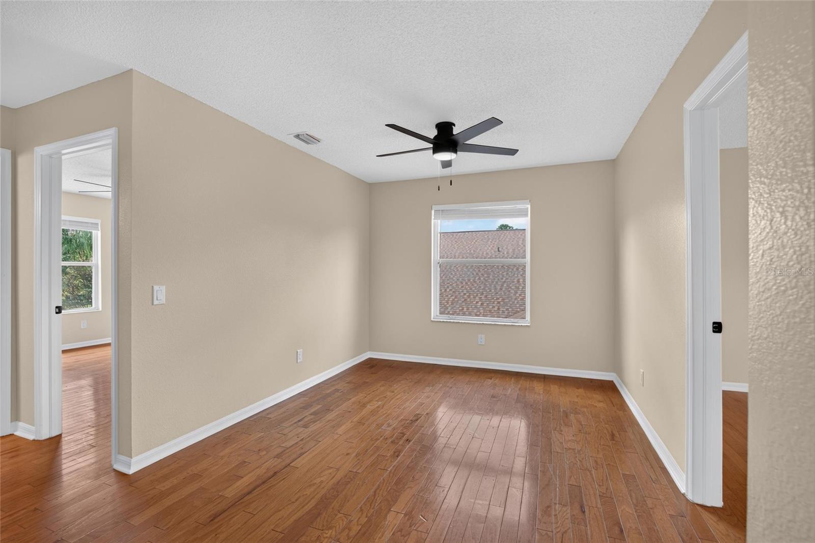 9110 ROCKROSE DR — photo 22