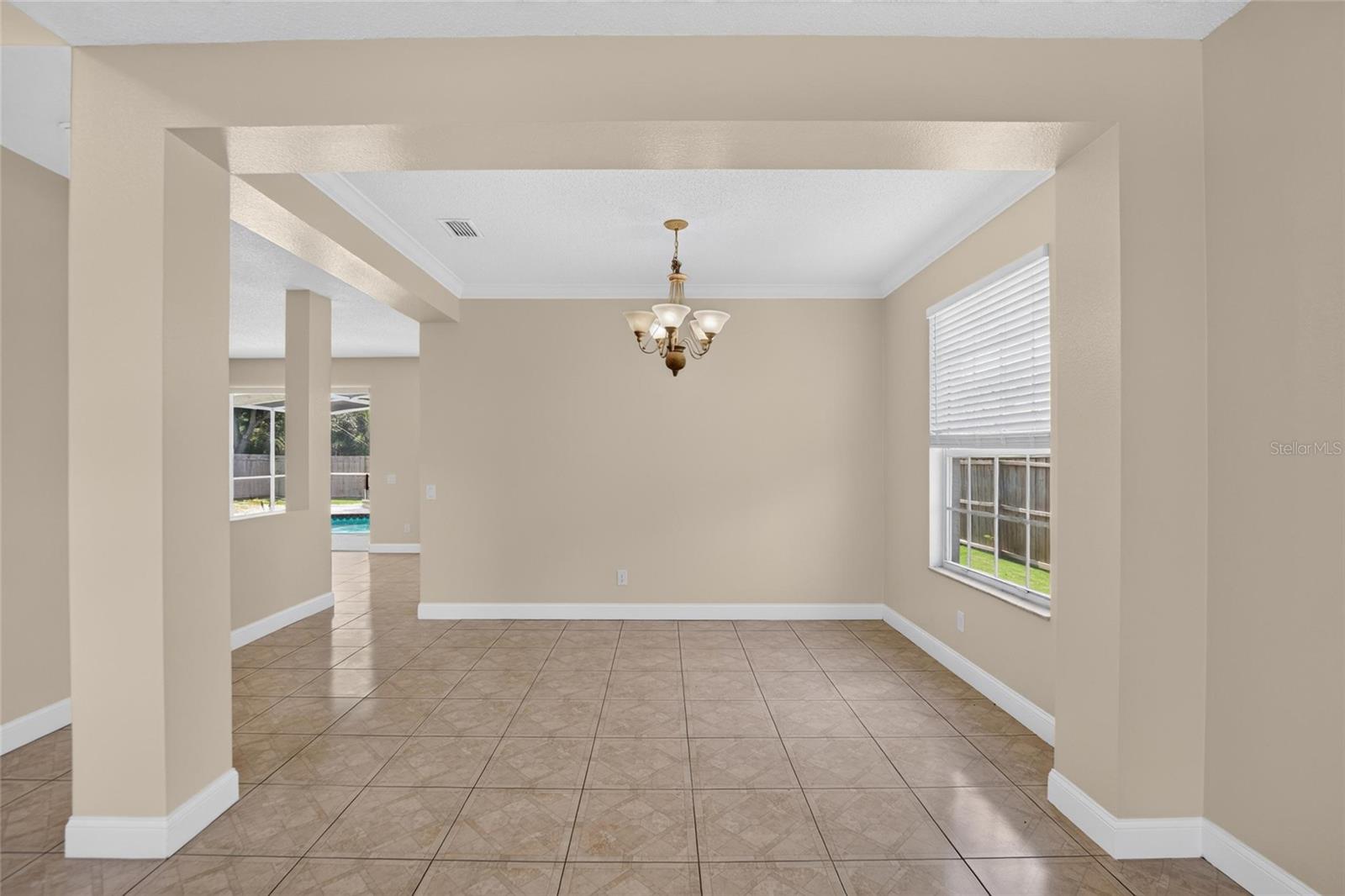 9110 ROCKROSE DR — photo 9