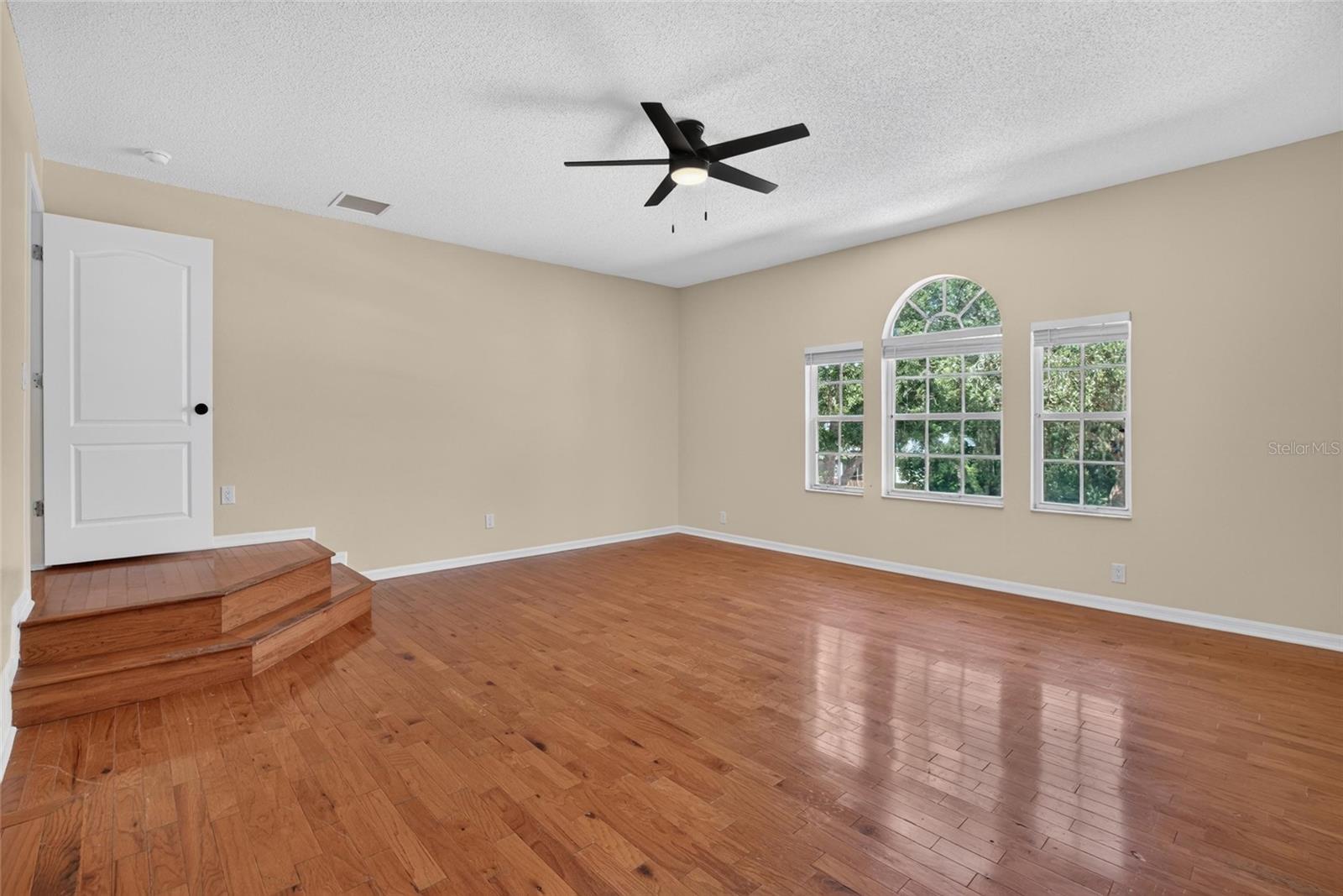 9110 ROCKROSE DR — photo 23