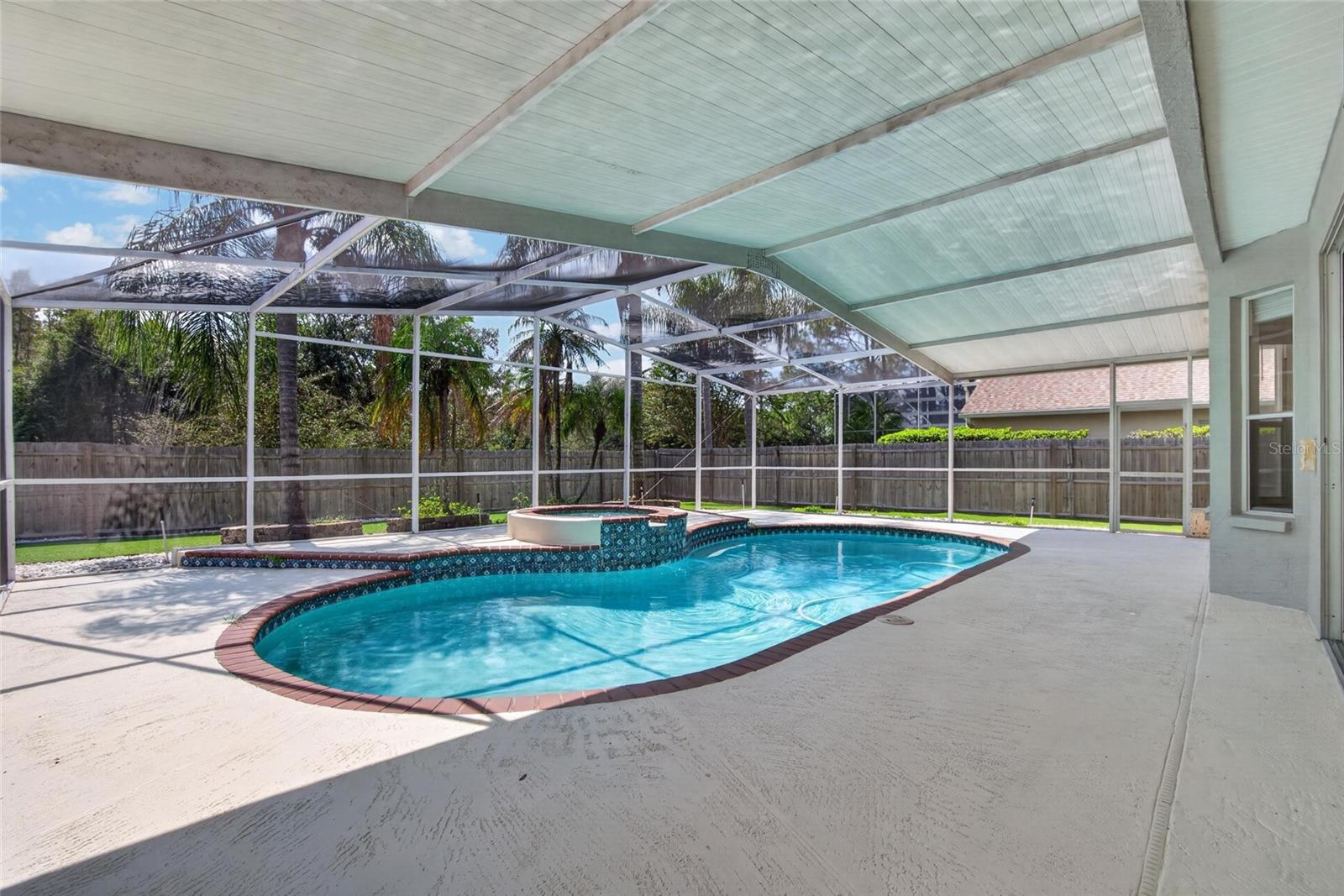 9110 ROCKROSE DR — photo 44