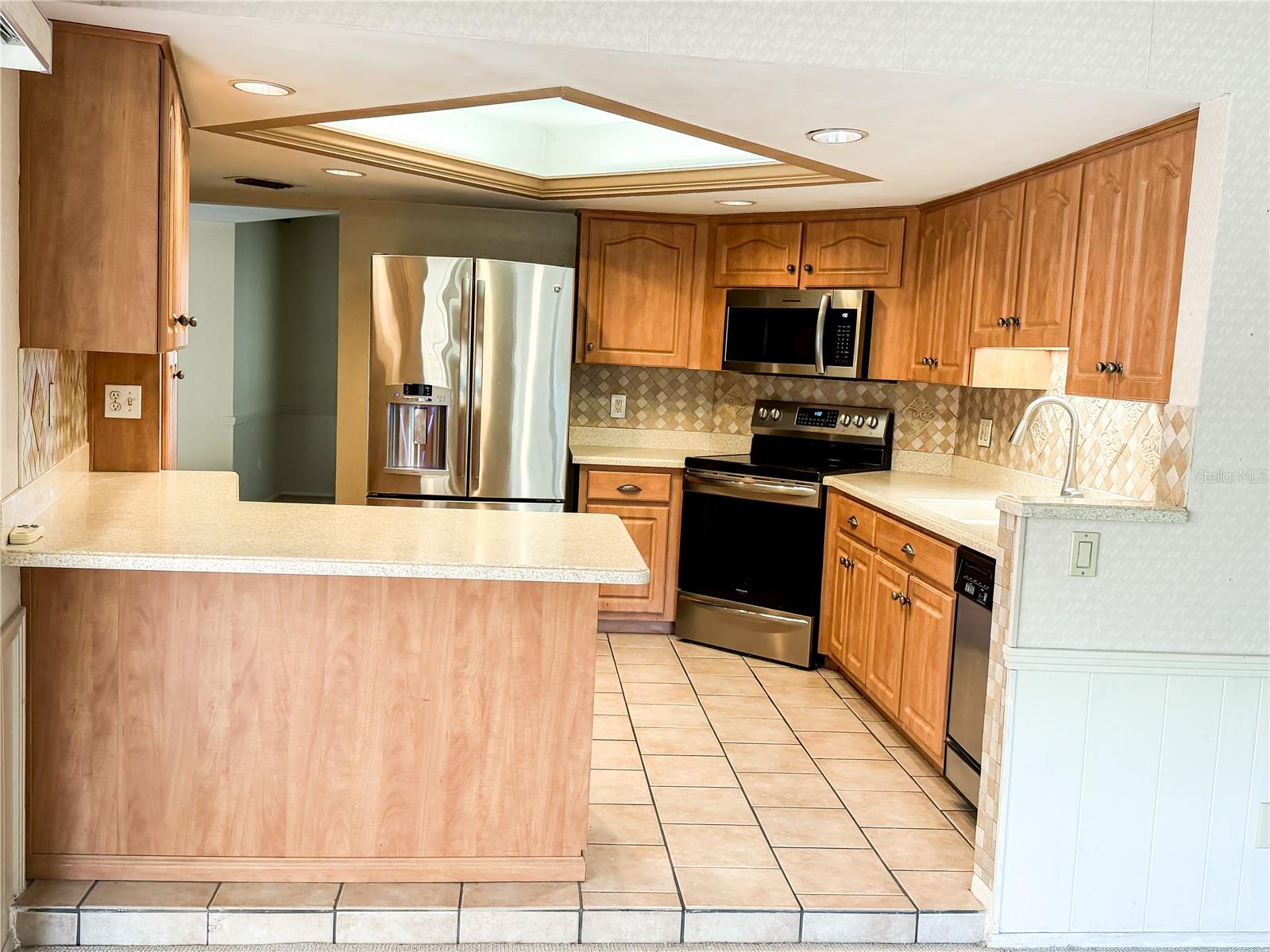 14436 BAY HILLS DR — photo 14