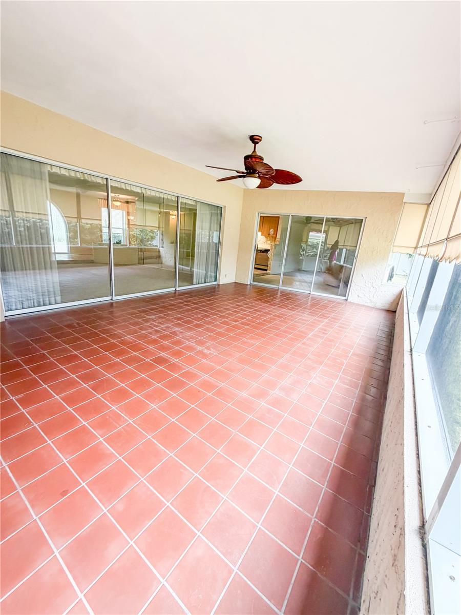 14436 BAY HILLS DR — photo 30