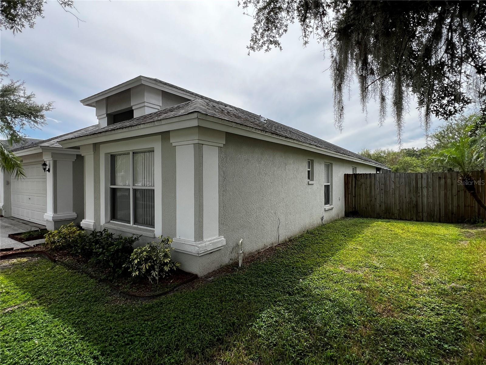 27606 SKY LAKE CIR — photo 6