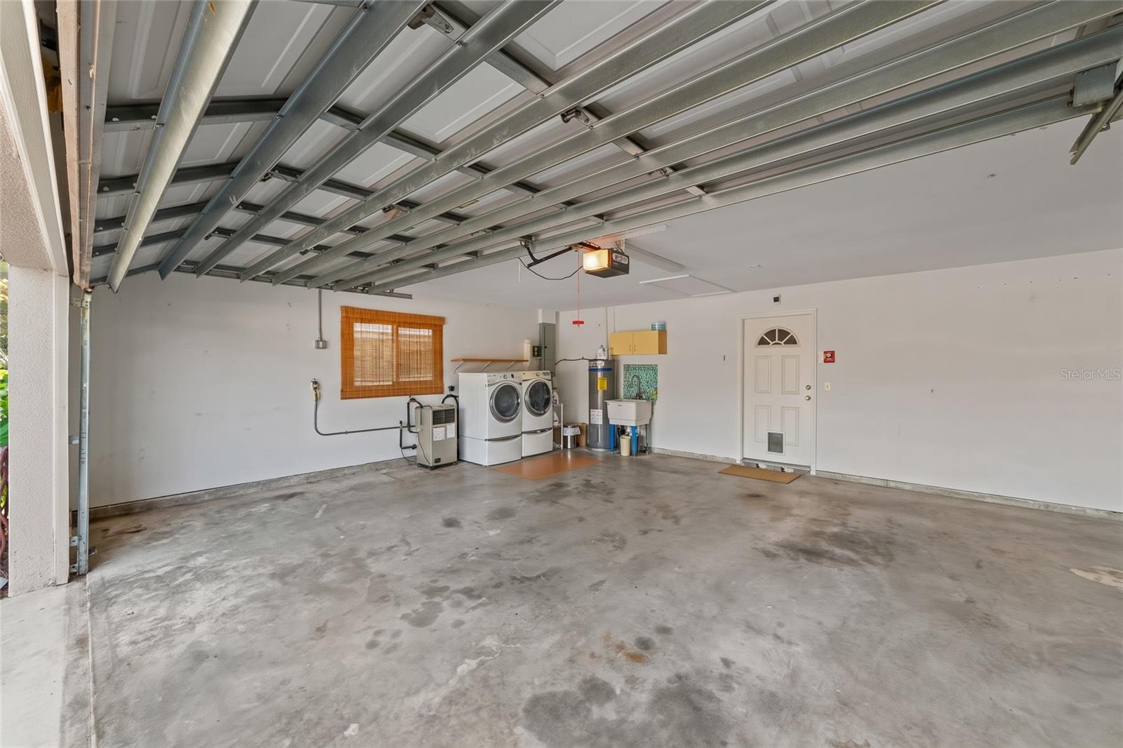 3377 SPRING MILL CIR — photo 39