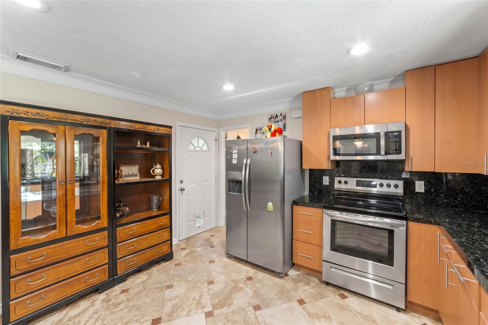 3377 SPRING MILL CIR — photo 17
