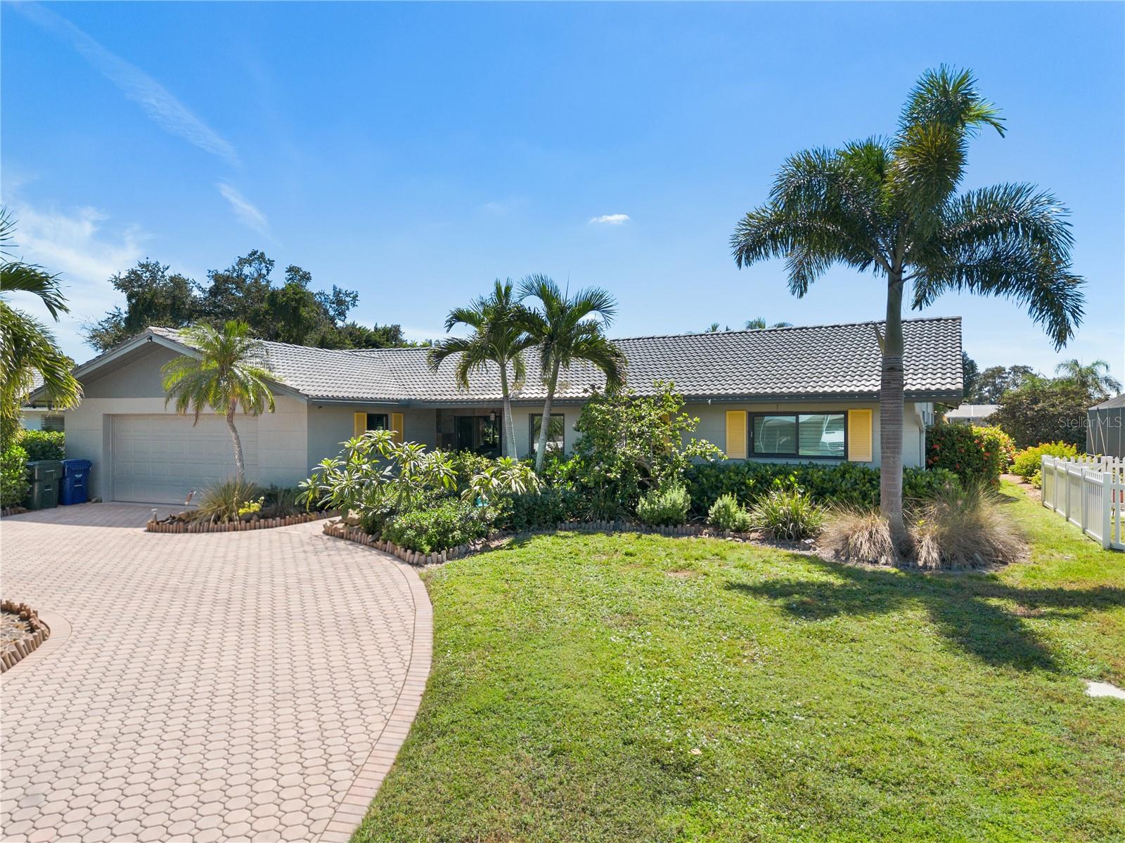 3377 SPRING MILL CIR — photo 4