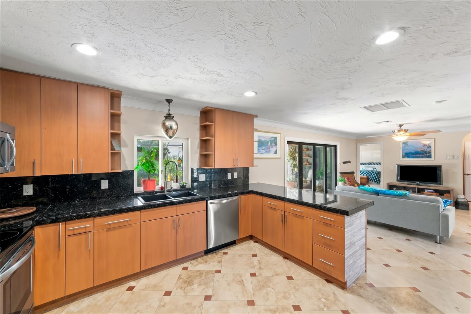 3377 SPRING MILL CIR — photo 15