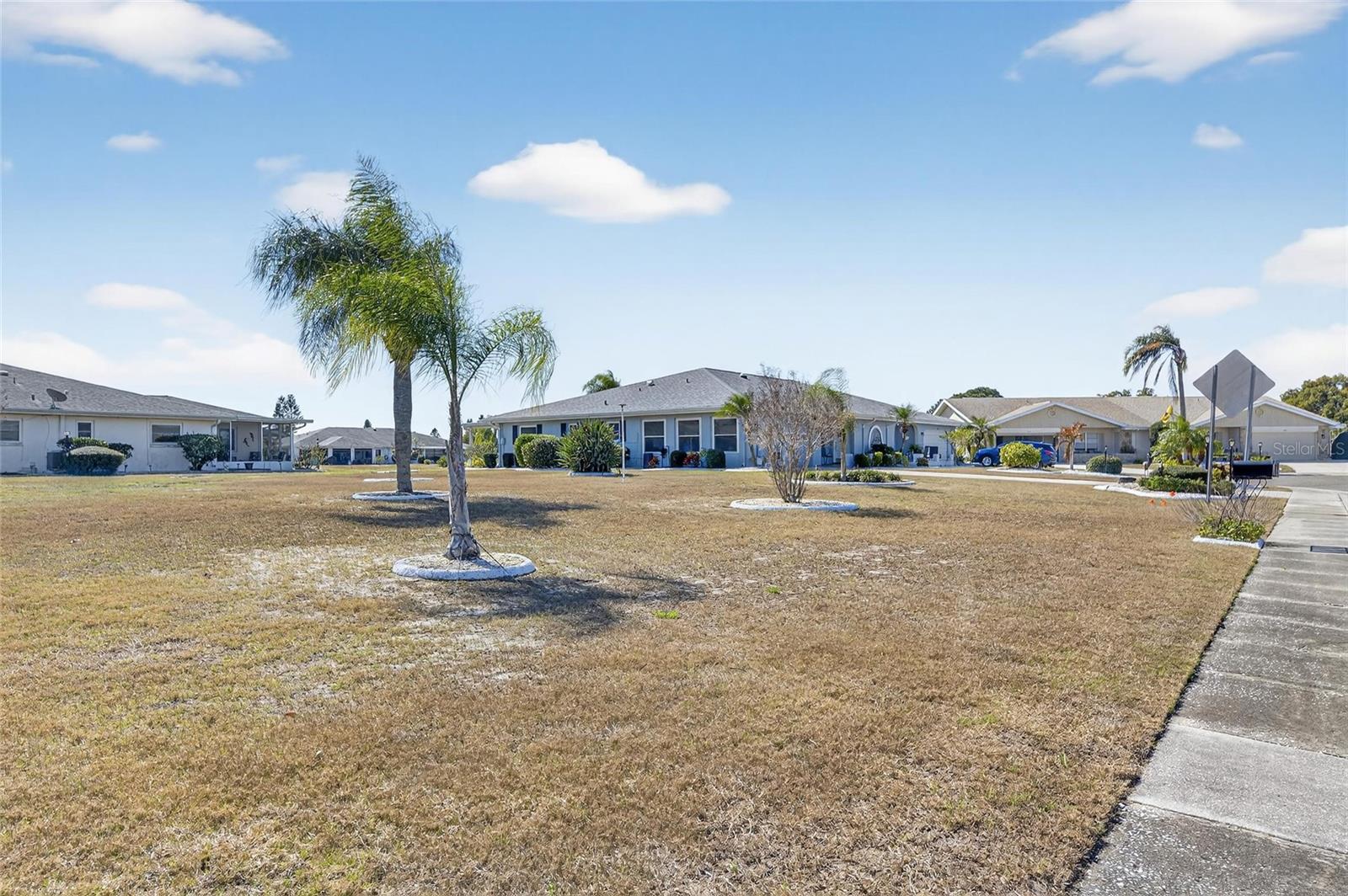 108 WHITETAIL CT — photo 40