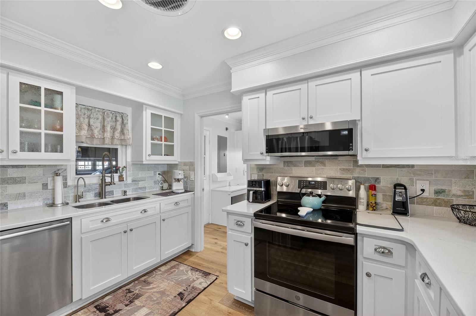 108 WHITETAIL CT — photo 10