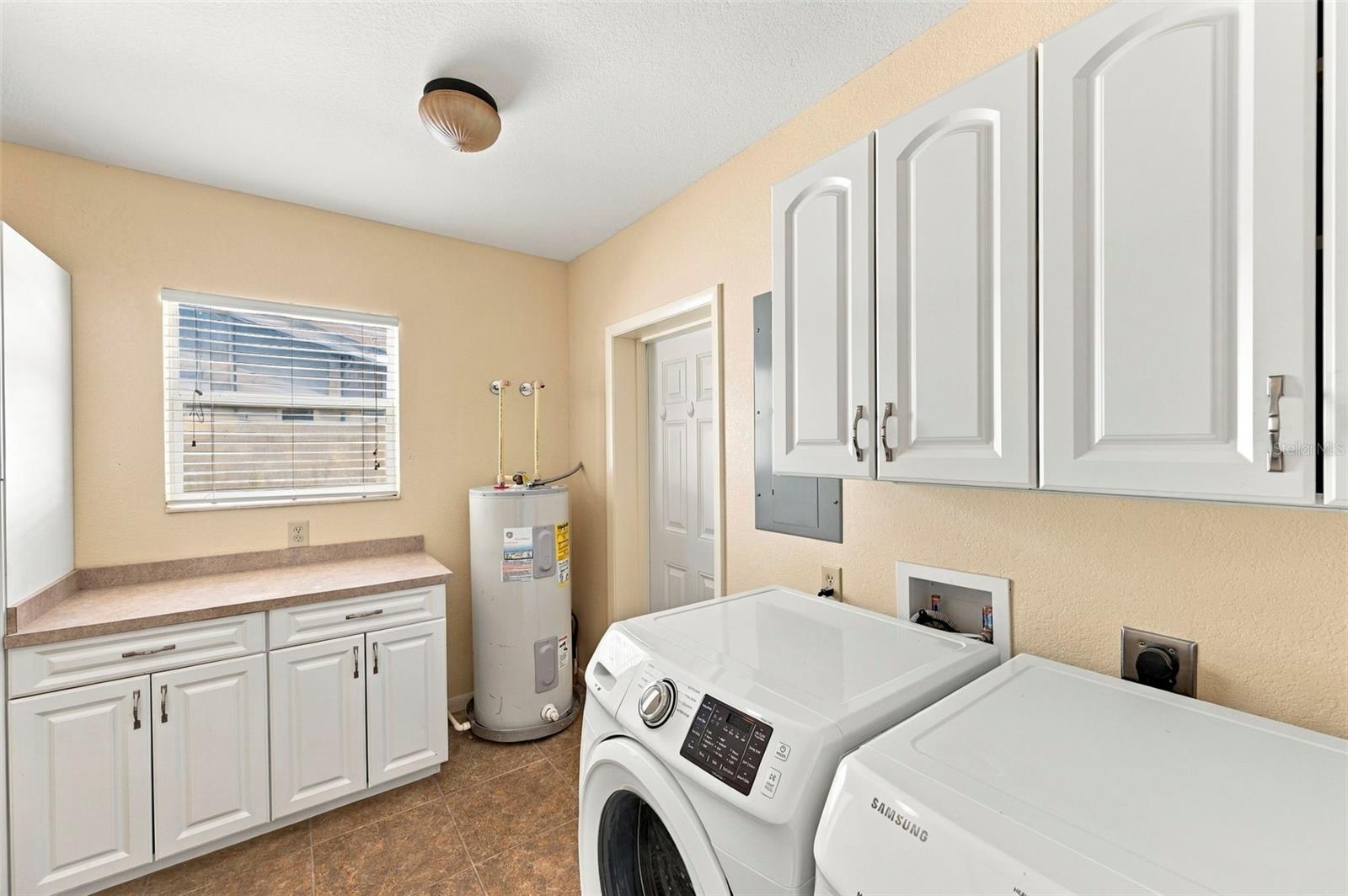 620 PALM PL — photo 30