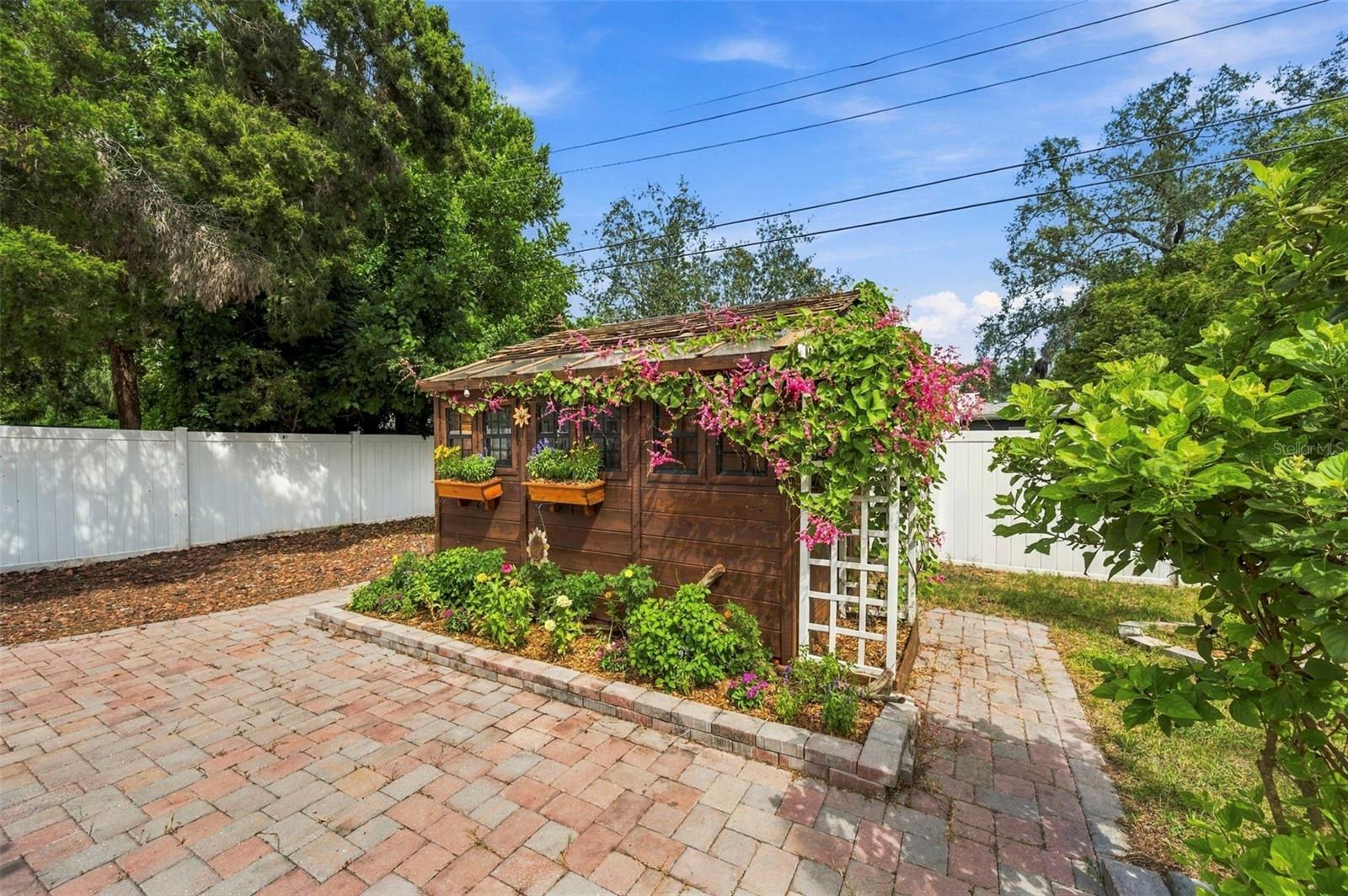 620 PALM PL — photo 39