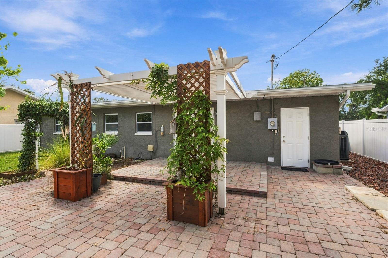 620 PALM PL — photo 36