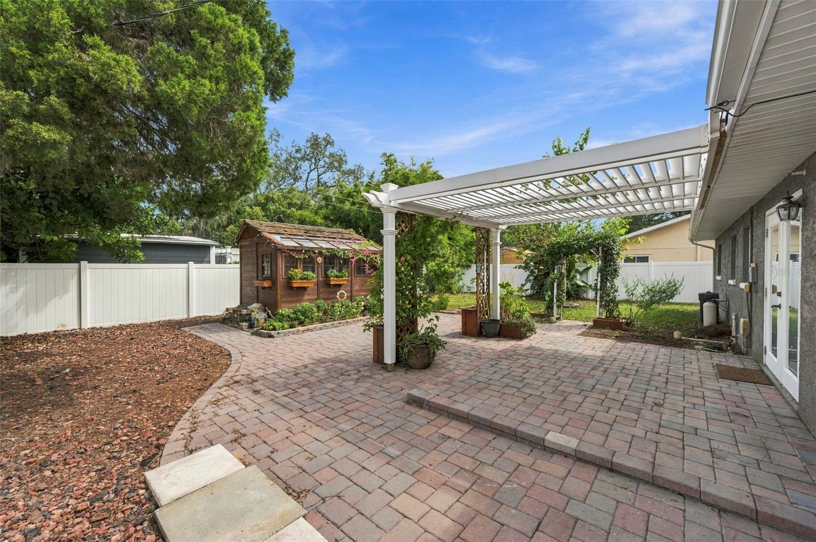 620 PALM PL — photo 38