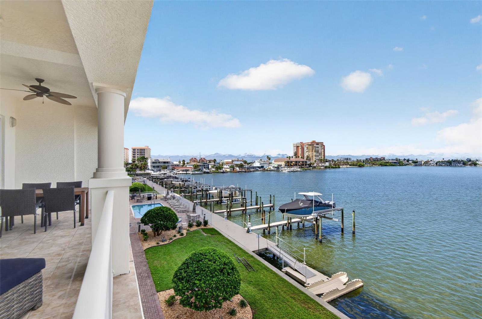 17735 GULF BLVD #306 — photo 19