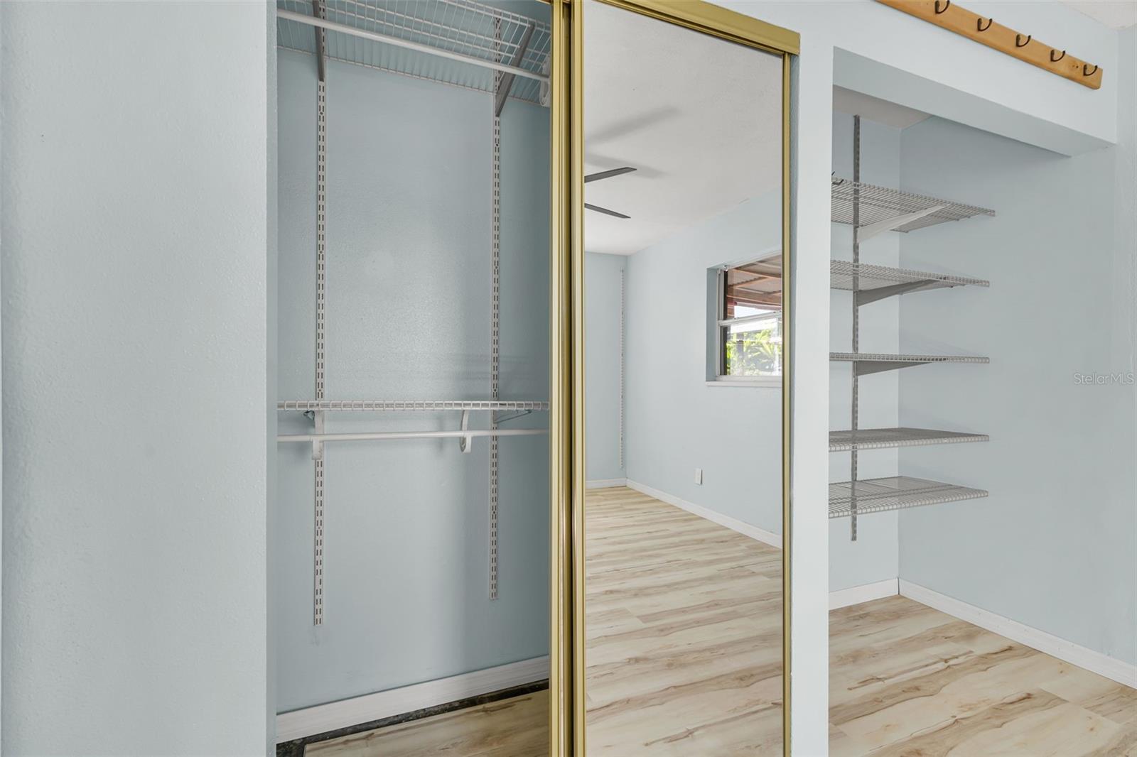 4424 W IOWA AVE — photo 30