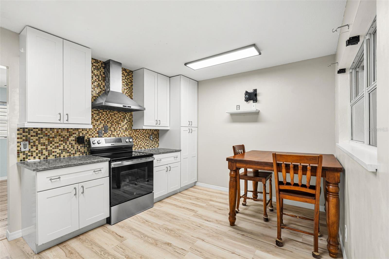 4424 W IOWA AVE — photo 13