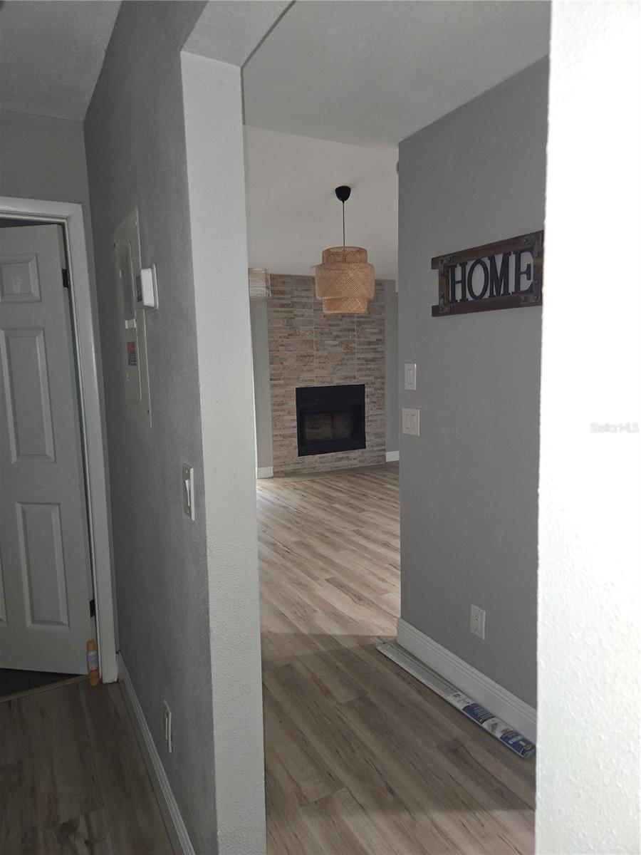 4511 W HUMPHREY ST — photo 7