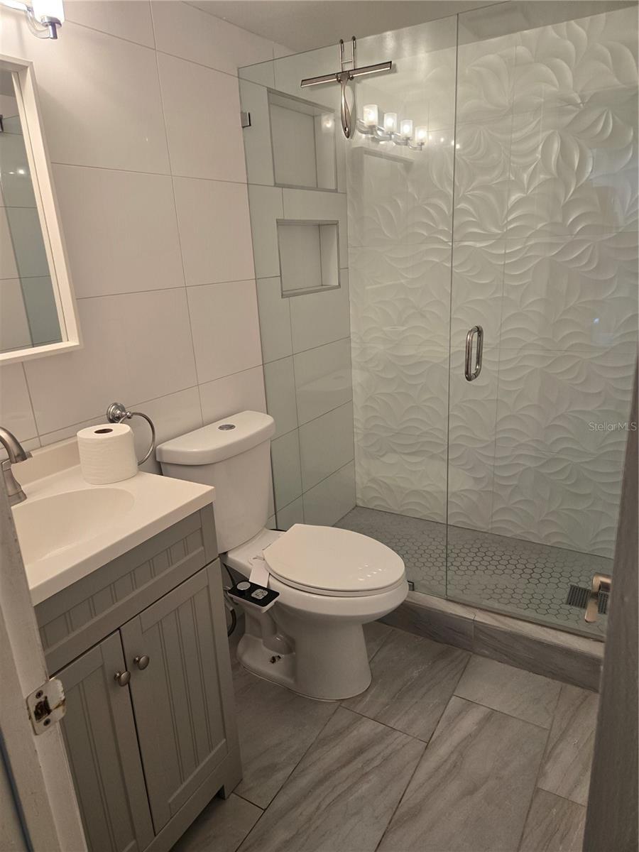 4511 W HUMPHREY ST — photo 15