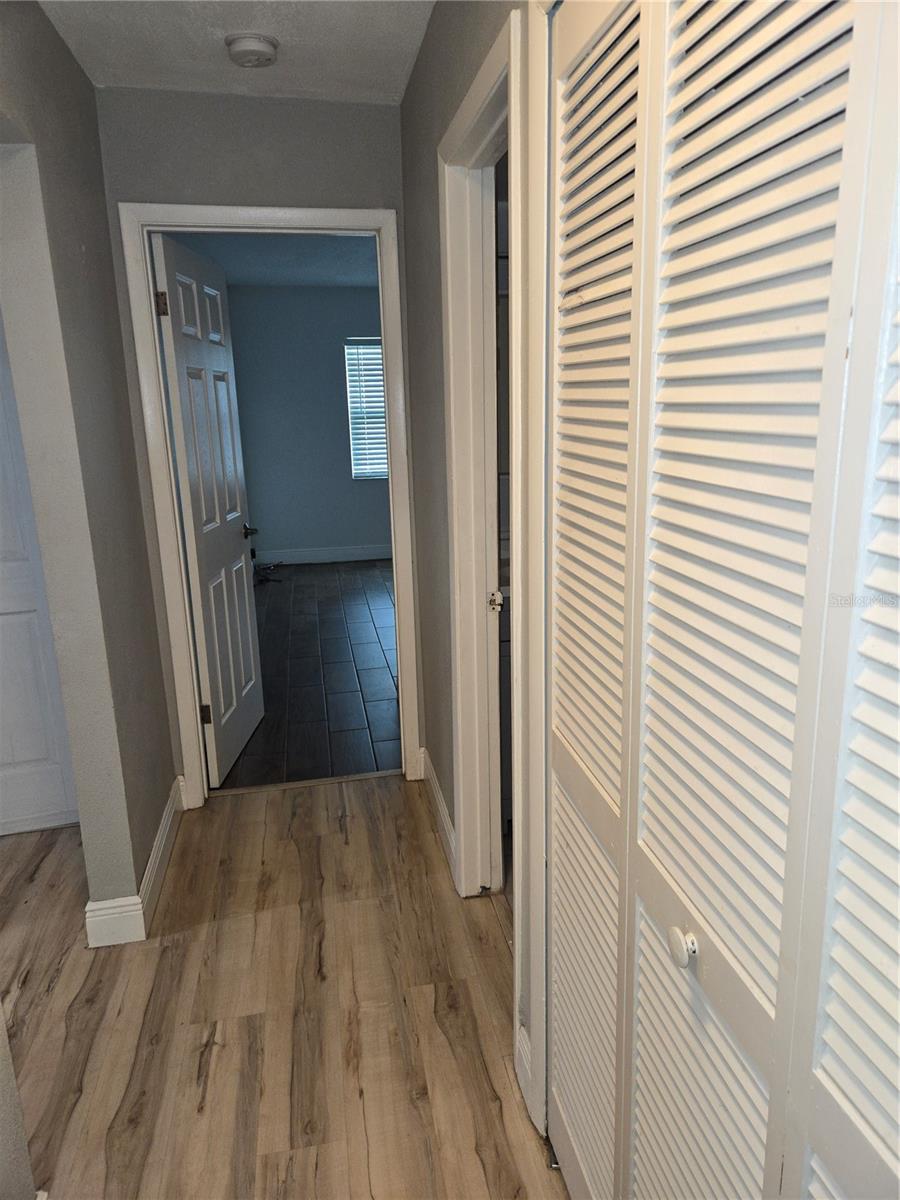 4511 W HUMPHREY ST — photo 11