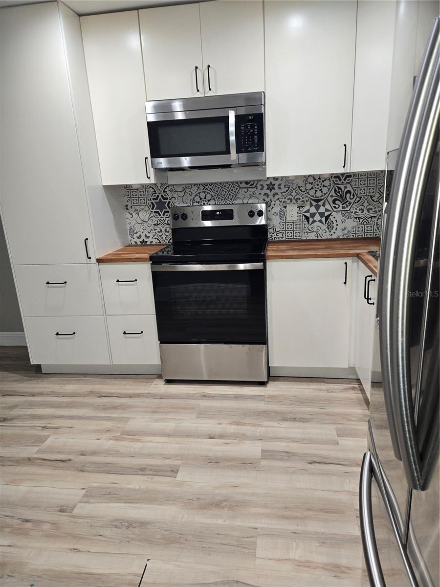 4511 W HUMPHREY ST — photo 14