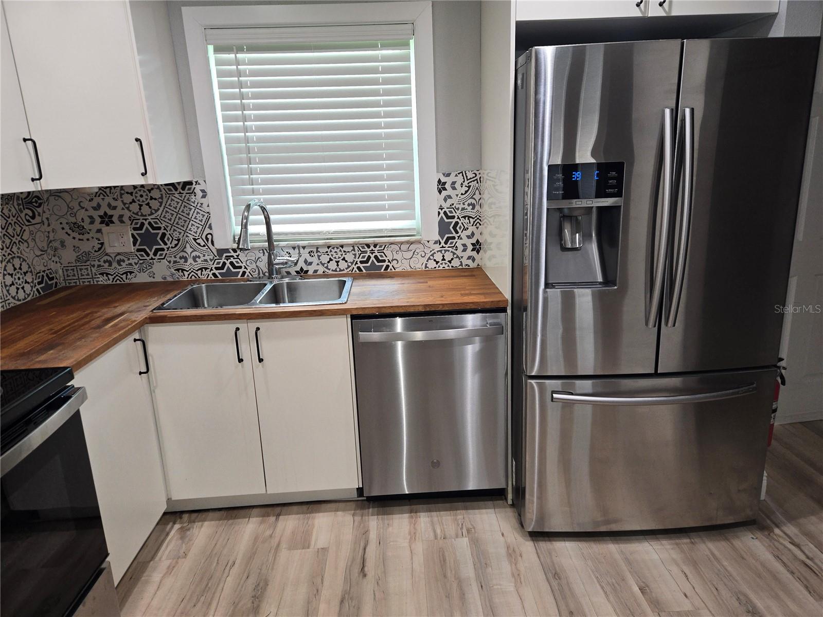 4511 W HUMPHREY ST — photo 16