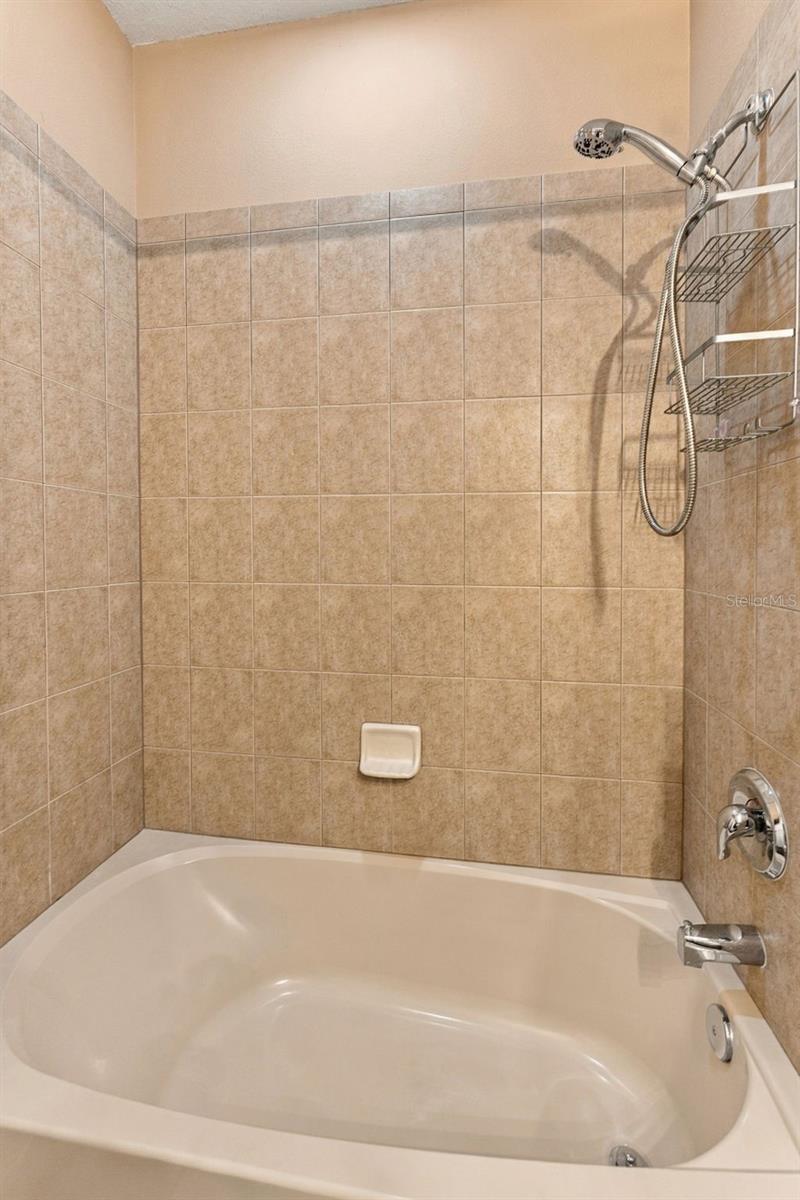 3508 MAJESTIC VIEW DR — photo 48