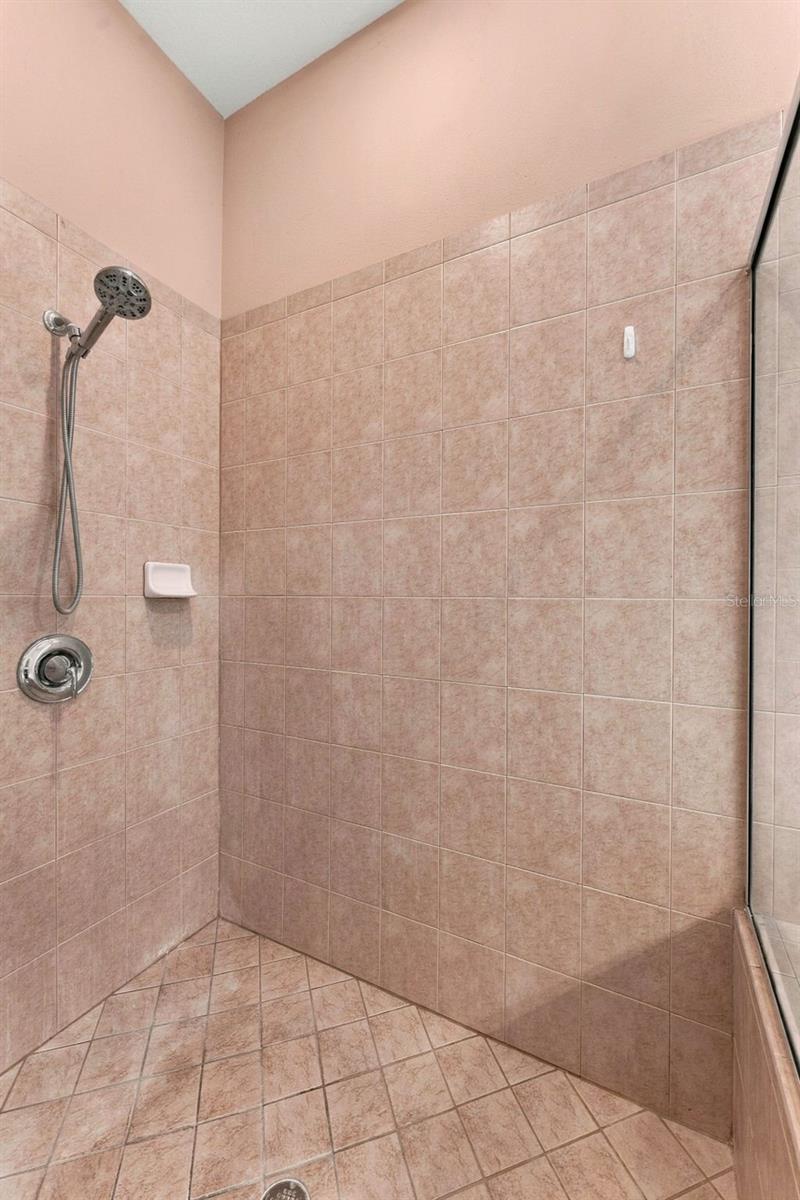 3508 MAJESTIC VIEW DR — photo 30