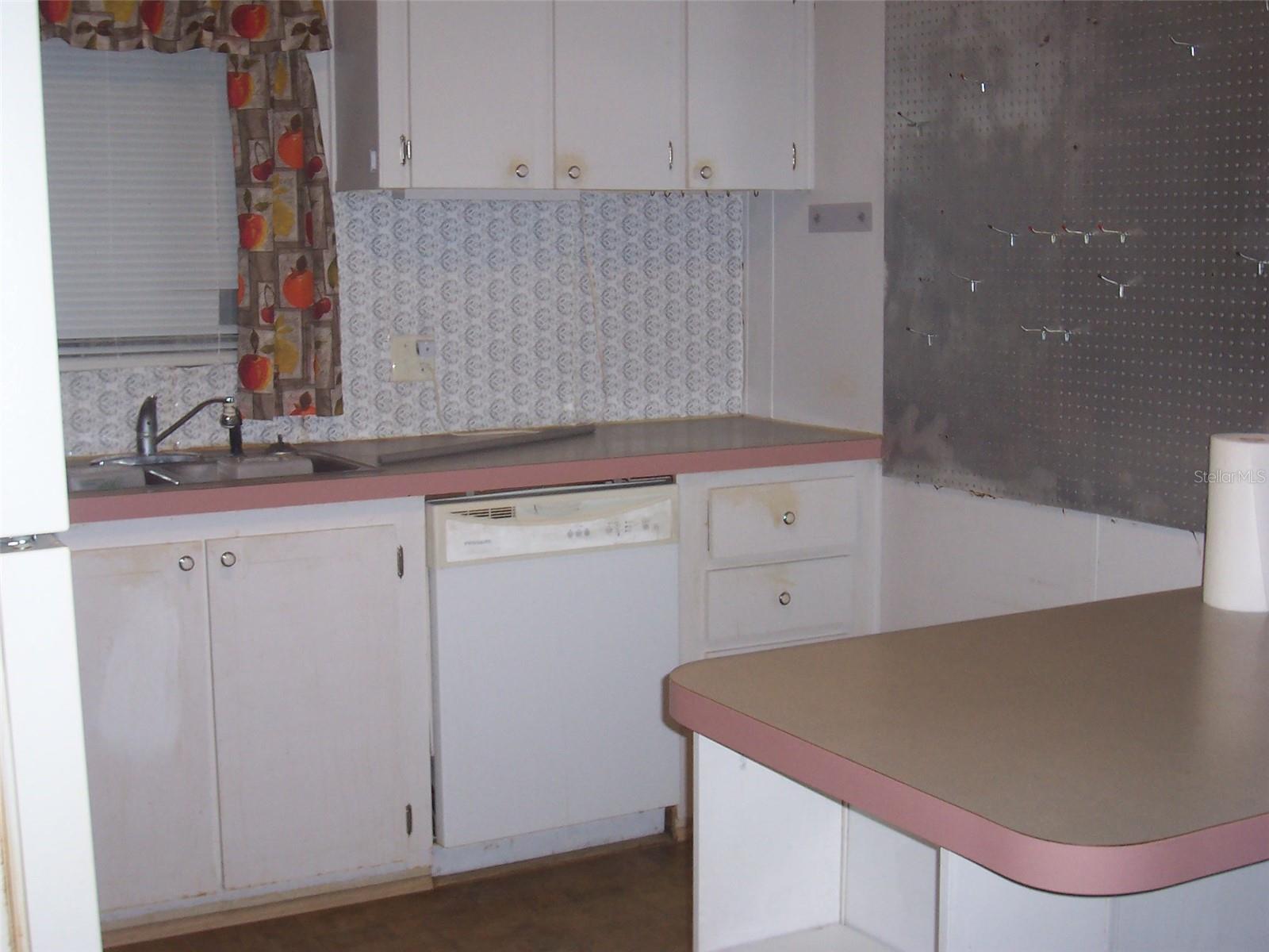 Home in WESLEY CHAPEL — photo 8