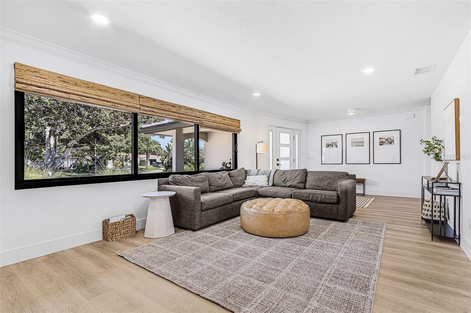 3620 PEMBROOK DR — photo 7