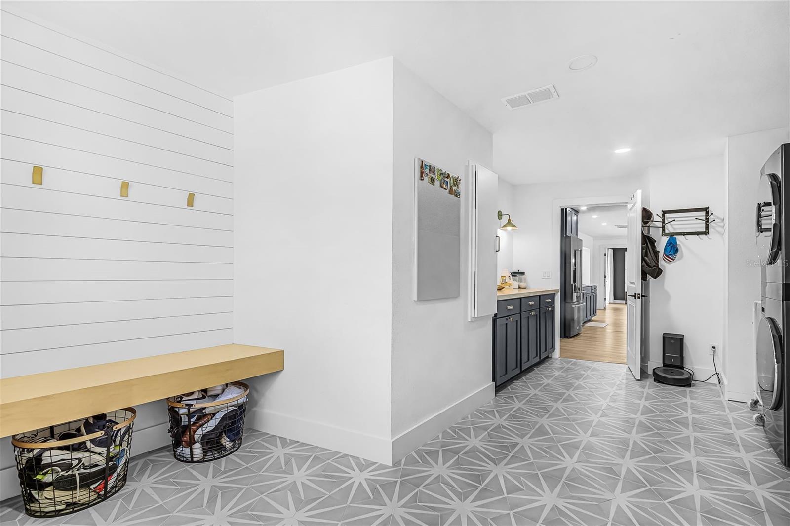 3620 PEMBROOK DR — photo 14
