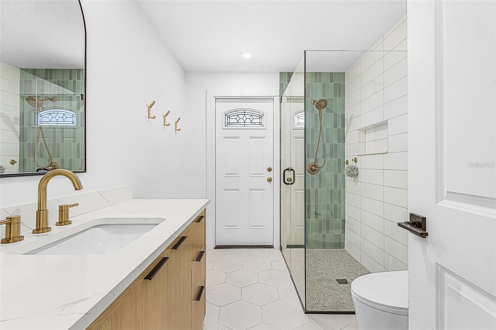 3620 PEMBROOK DR — photo 21