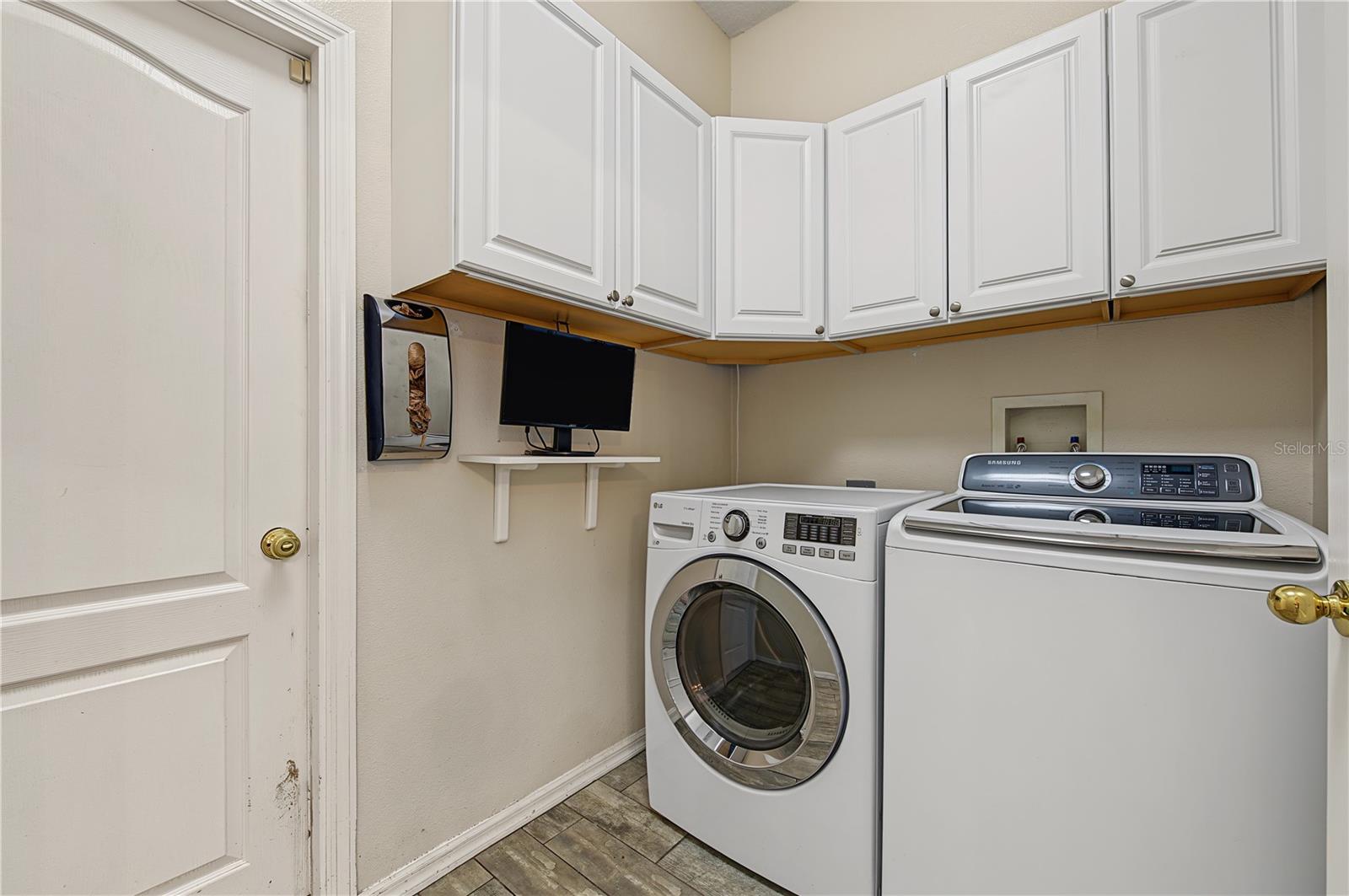 24415 ROLLING VIEW CT — photo 41