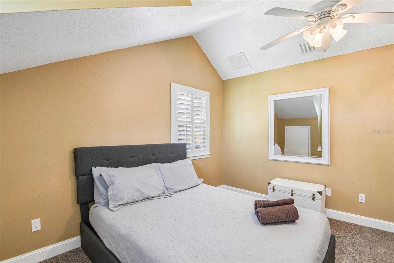 3157 N CANAL DR — photo 51