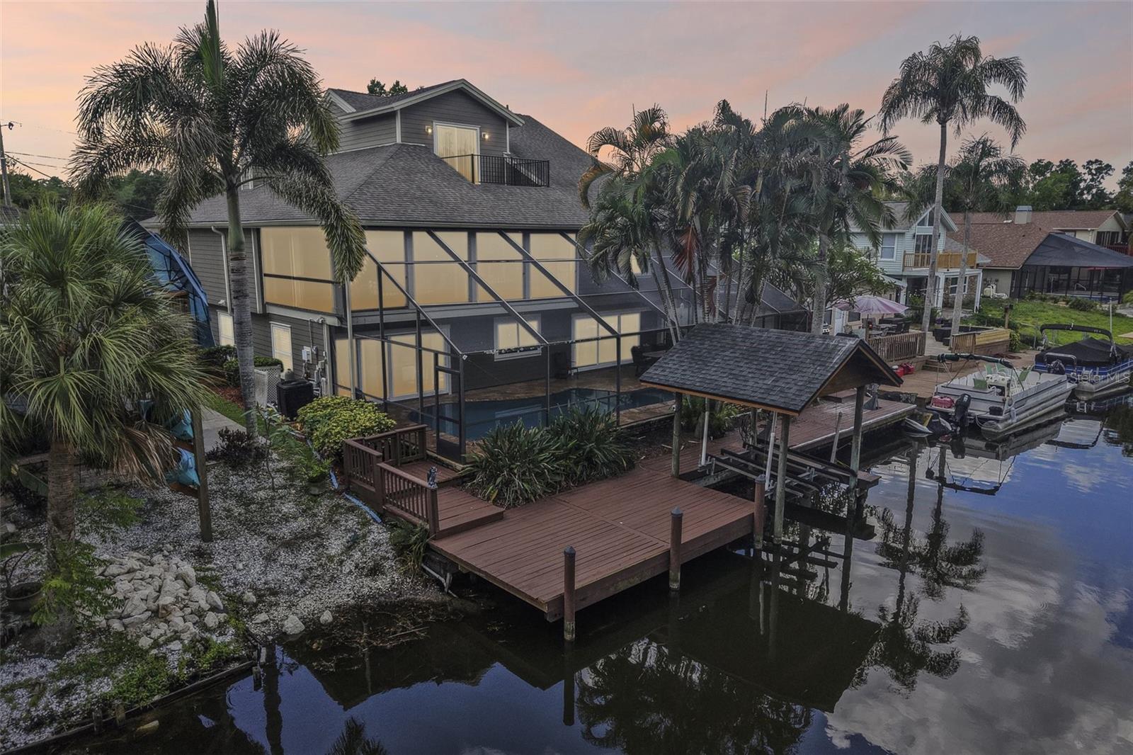 3157 N CANAL DR — photo 4