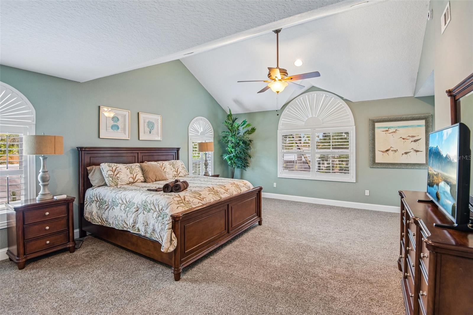 3157 N CANAL DR — photo 26