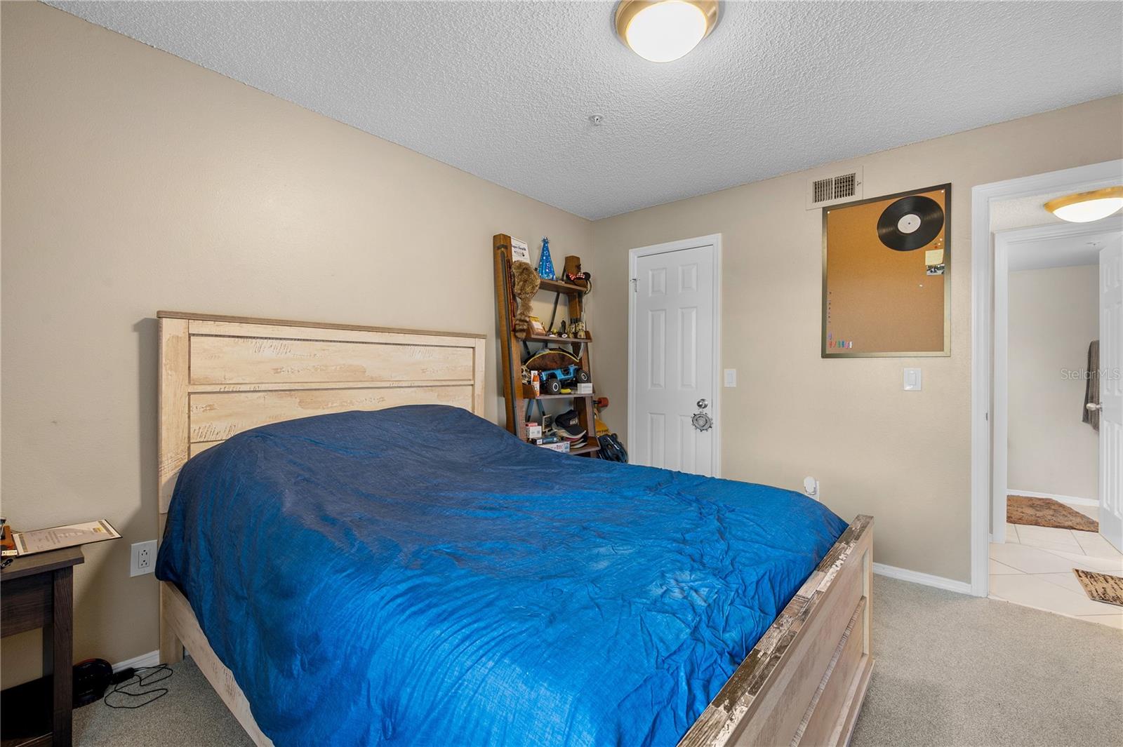 2400 FEATHER SOUND DR #425 — photo 21