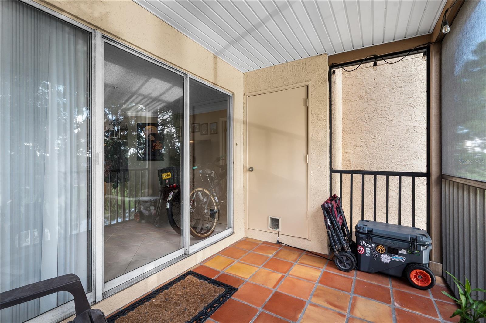 2400 FEATHER SOUND DR #425 — photo 26
