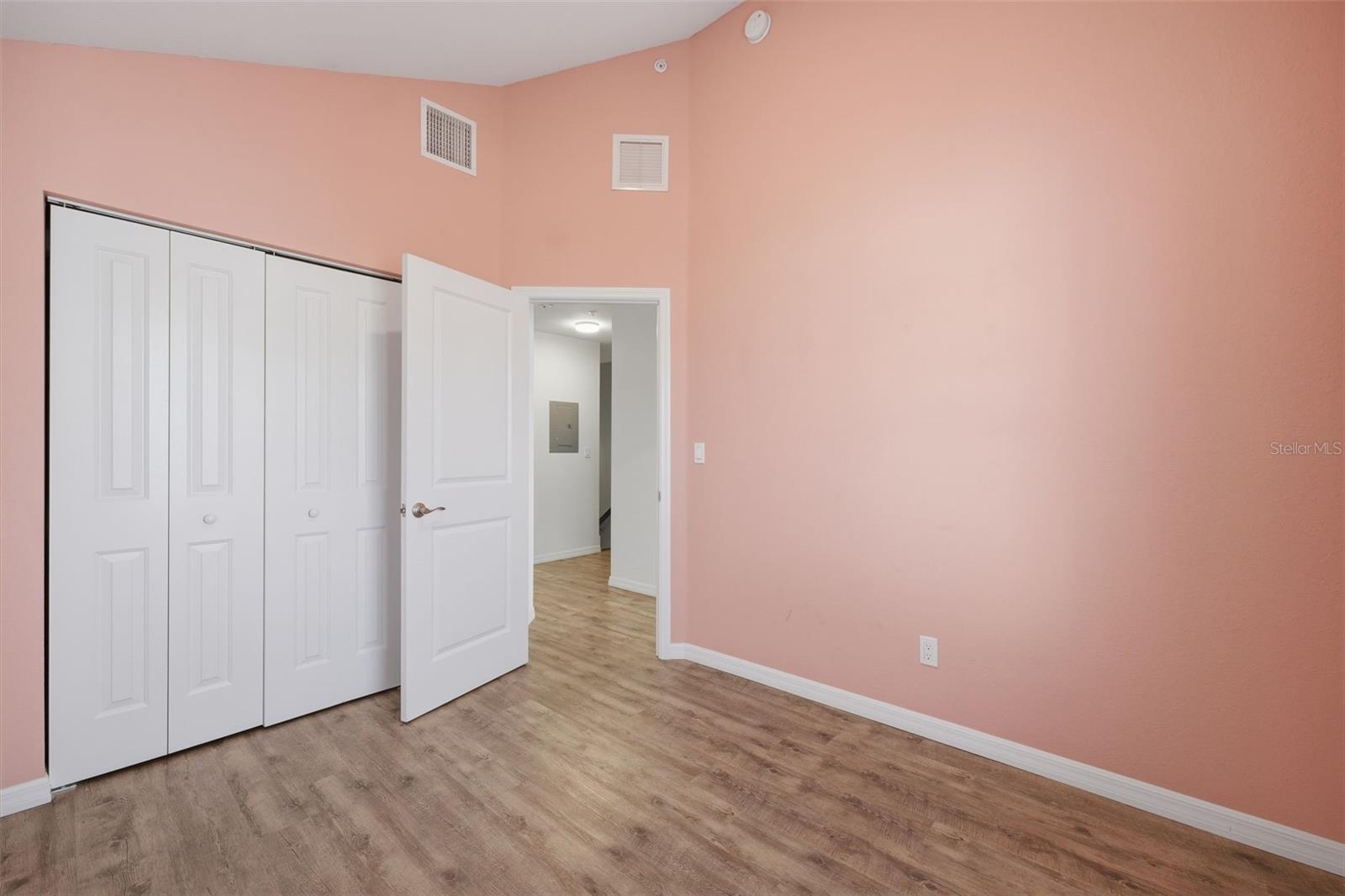 1264 PIERCE ST — photo 25