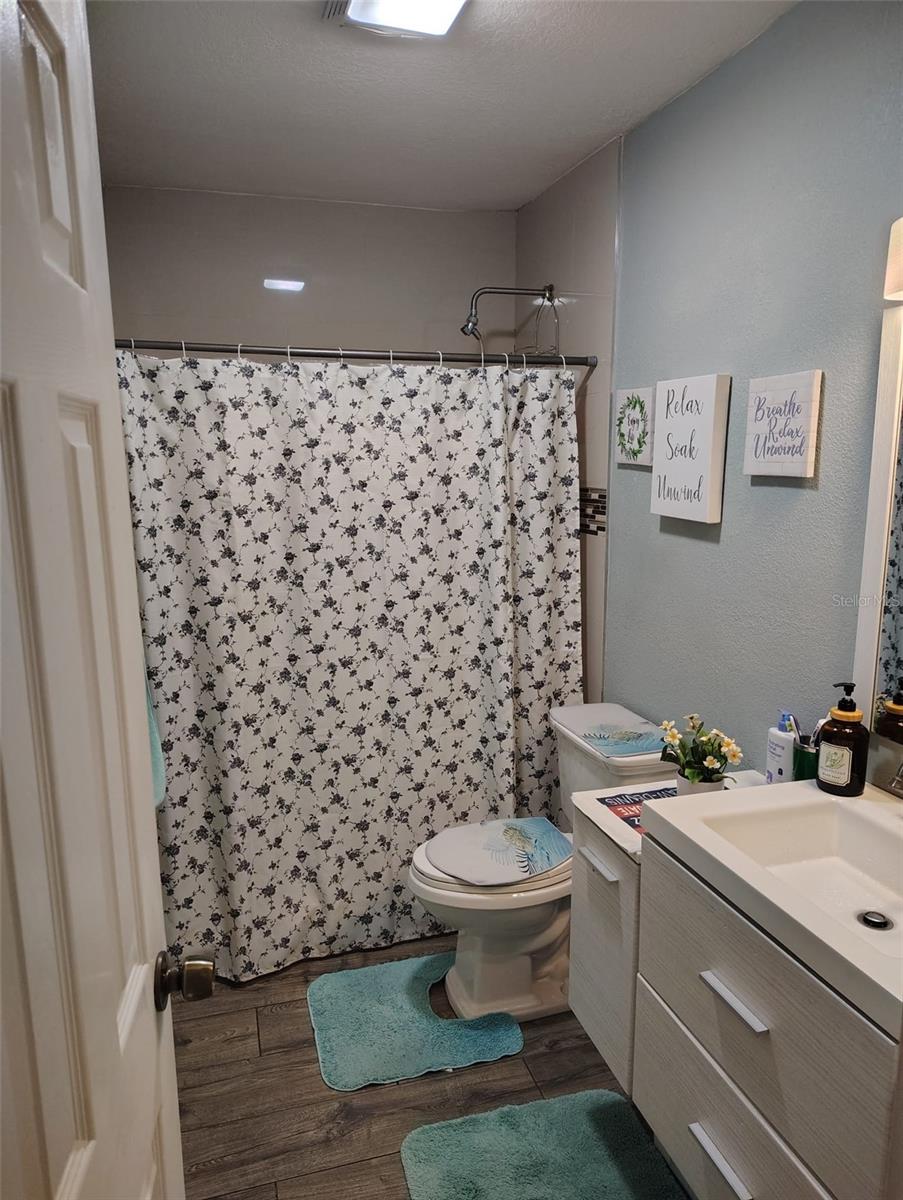 6913 BLOSSOM AVE — photo 13